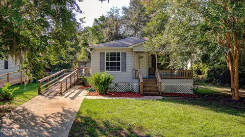 1211 East St, Green Cove Springs, FL 32043