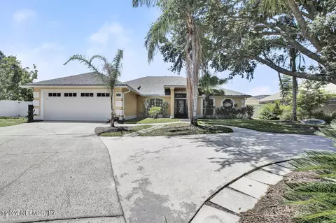 148 Nottingham Dr E, Saint Johns, FL 32259