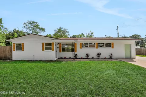 2511 Burlingame Dr W, Jacksonville, FL 32211