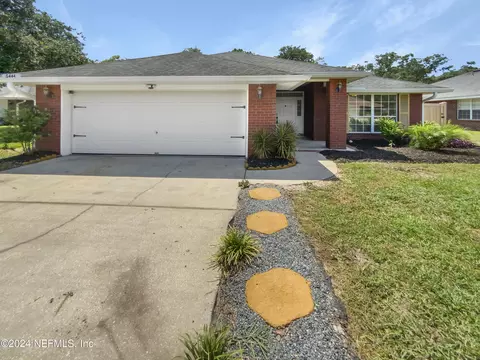 6444 Sarahs View Ct, Jacksonville, FL 32244