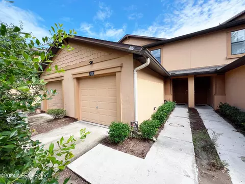 7769 Highchair Ln, Jacksonville, FL 32210