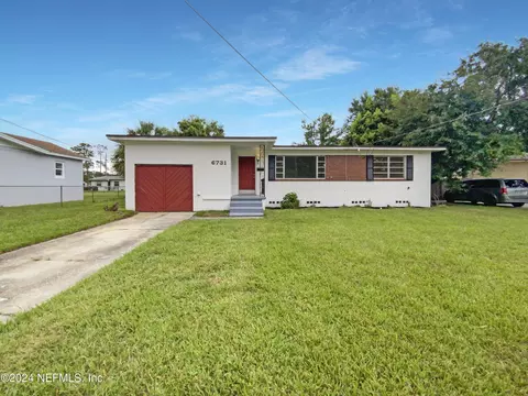 6731 Laralou Ct, Jacksonville, FL 32216