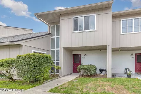 7190 Cypress Cove Rd #20, Jacksonville, FL 32244