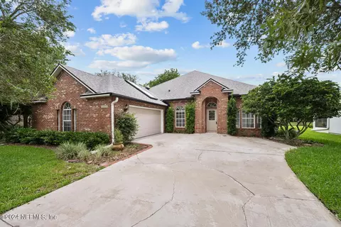 8607 Reedy Branch Dr, Jacksonville, FL 32256
