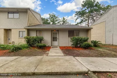 3801 Crown Point Rd #1104, Jacksonville, FL 32257