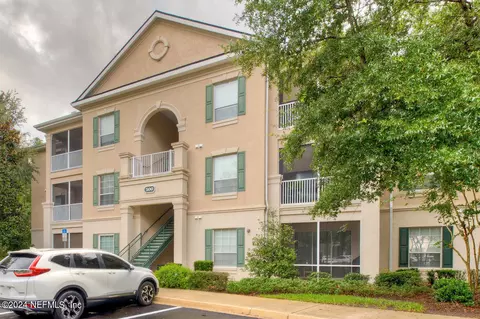 8601 Beach Blvd #512, Jacksonville, FL 32216