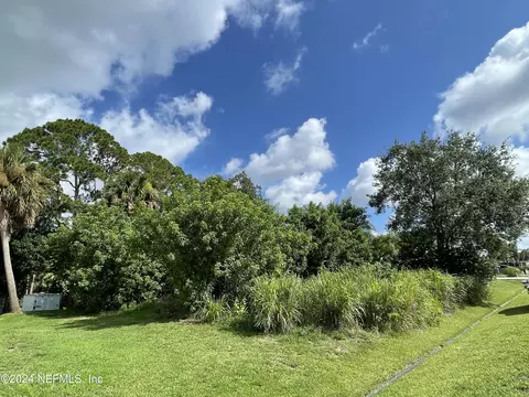 2482 SW Washington St, Port St Lucie, FL 34953