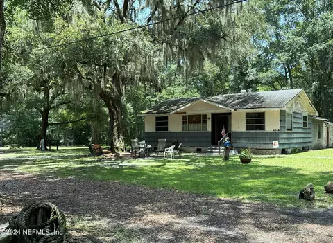 11046 Pine Estates Rd E, Jacksonville, FL 32218