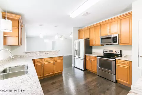 141 Brock Rd, Florahome, FL 32140