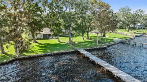 4985 Harvey Grant Rd, Fleming Island, FL 32003
