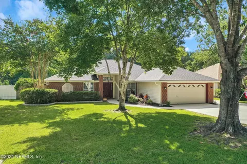 288 Village Green Ave, Saint Johns, FL 32259