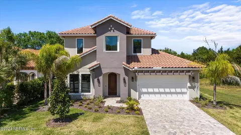 13 Emerald Lake Ct, Palm Coast, FL 32137