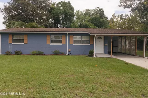 10812 Luana Dr N, Jacksonville, FL 32246