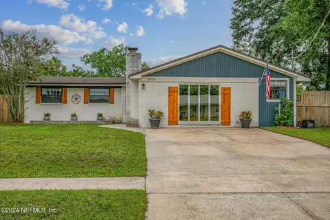 10929 Indies Dr S, Jacksonville, FL 32246