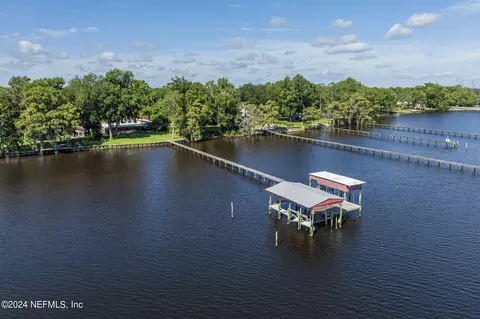 3965 Susan Dr, Green Cove Springs, FL 32043