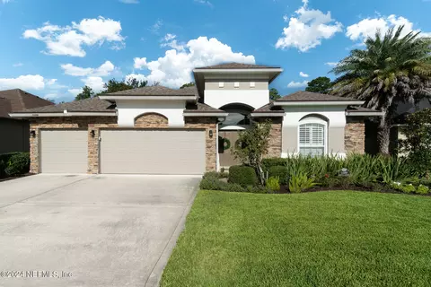 1388 Holmes Landing Dr, Fleming Island, FL 32003