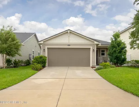100 Vicksburg Dr, Saint Johns, FL 32259