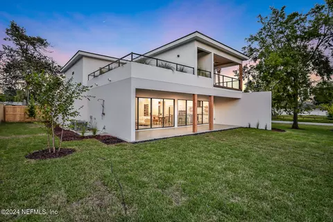 1241 N 6th Ave, Jacksonville Beach, FL 32250