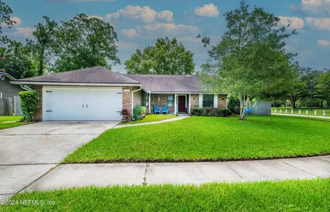 10111 Elmbrook Cir, Jacksonville, FL 32257