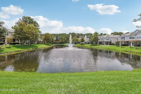 13360 Stone Pond Dr, Jacksonville, FL 32224