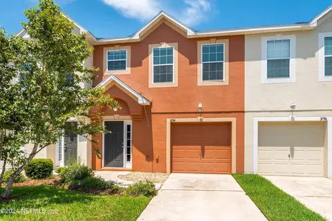 3794 Verde Gardens Cir, Jacksonville, FL 32218