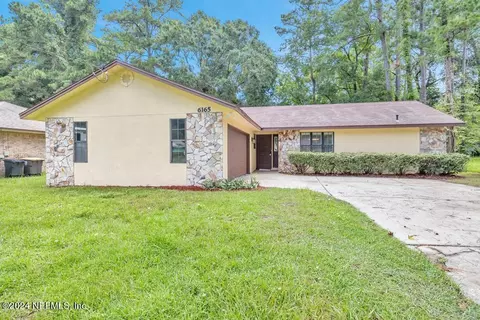 6165 Pope Pl, Jacksonville, FL 32209