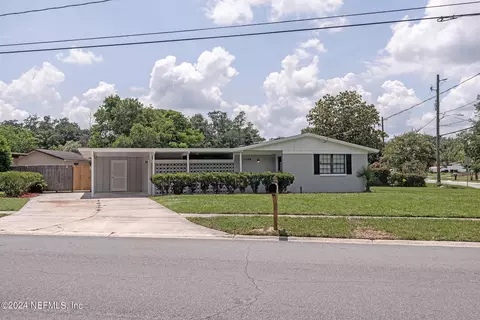 1108 Knobb Hill Dr, Jacksonville, FL 32221
