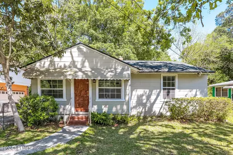 5019 Campenella Dr, Jacksonville, FL 32209