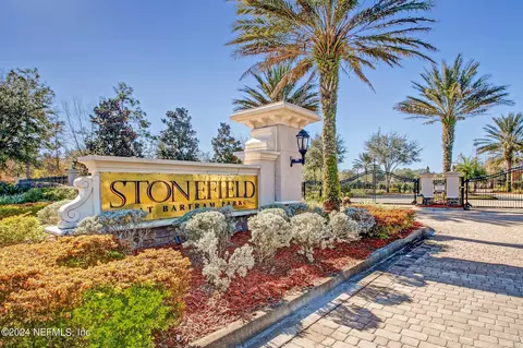 5853 Parkstone Crossing Dr, Jacksonville, FL 32258