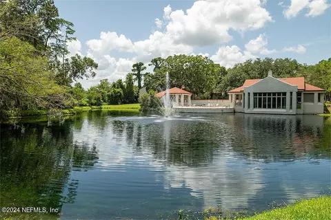 903 Wood Hill Dr, Jacksonville, FL 32256