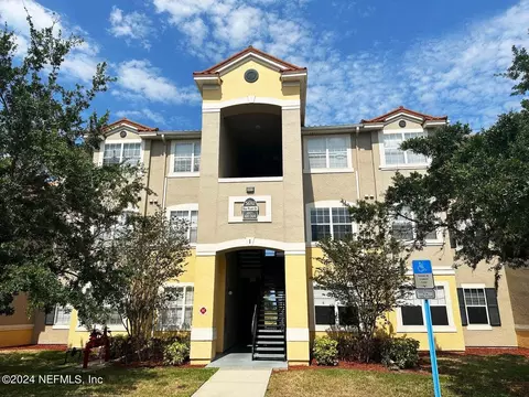 5692 Star Rush Dr #303, Melbourne, FL 32940