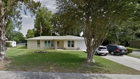 1600 Lancaster Ave, Leesburg, FL 34748