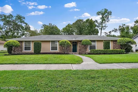 3100 Merlin Dr N, Jacksonville, FL 32257