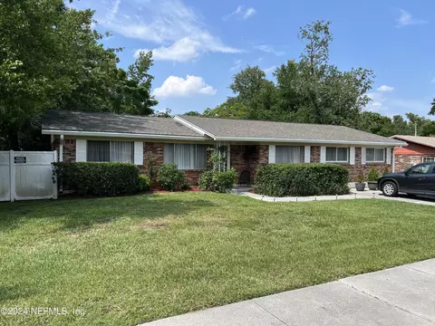 8119 Axson St, Jacksonville, FL 32221