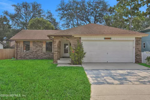 2743 Moorsfield Ln, Jacksonville, FL 32225