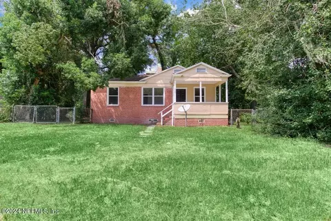 929 Ethan Allen St, Jacksonville, FL 32208