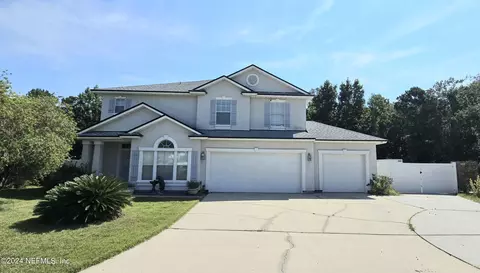 700 Red Cedar Ct, Orange Park, FL 32073