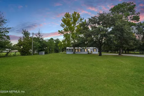 4510 Crazy Horse Ave, Middleburg, FL 32068