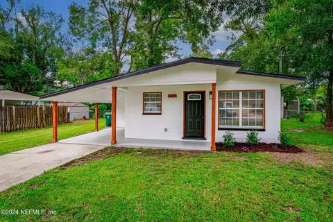 3117 Purdom Dr, Jacksonville, FL 32223
