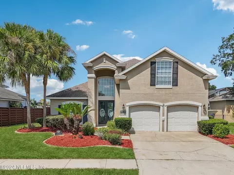 4220 Tradewinds Dr, Jacksonville, FL 32250