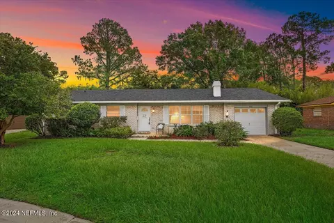 5146 Brighton Dr, Jacksonville, FL 32217
