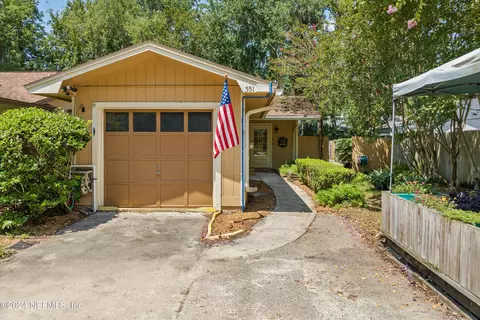 551 Loring Ave, Orange Park, FL 32073