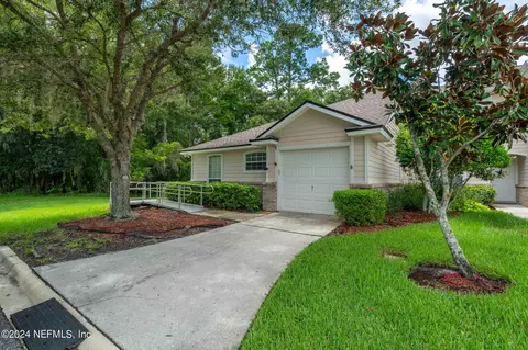300 Blue Lake Rd #1, Saint Johns, FL 32259