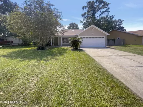318 Naugatuck Dr, Jacksonville, FL 32225