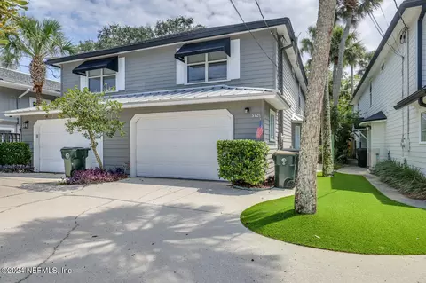 318 4th St, Atlantic Beach, FL 32233 photo 1