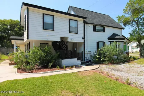 402 S 11th St #ABC, Fernandina Beach, FL 32034