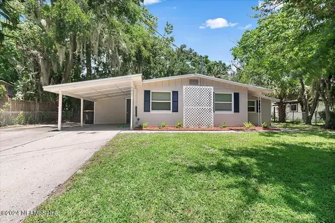 6611 Bo Peep Dr N, Jacksonville, FL 32210