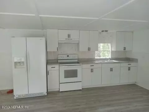 7730 Cypress St, Keystone Heights, FL 32656