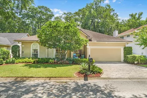 4119 Richmond Park Dr E, Jacksonville, FL 32224