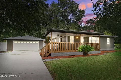 264 Velvet Dr, Jacksonville, FL 32220